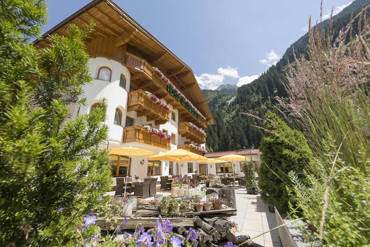 Landhaus Pfurtscheller Neustift im Stubaital Exterior foto